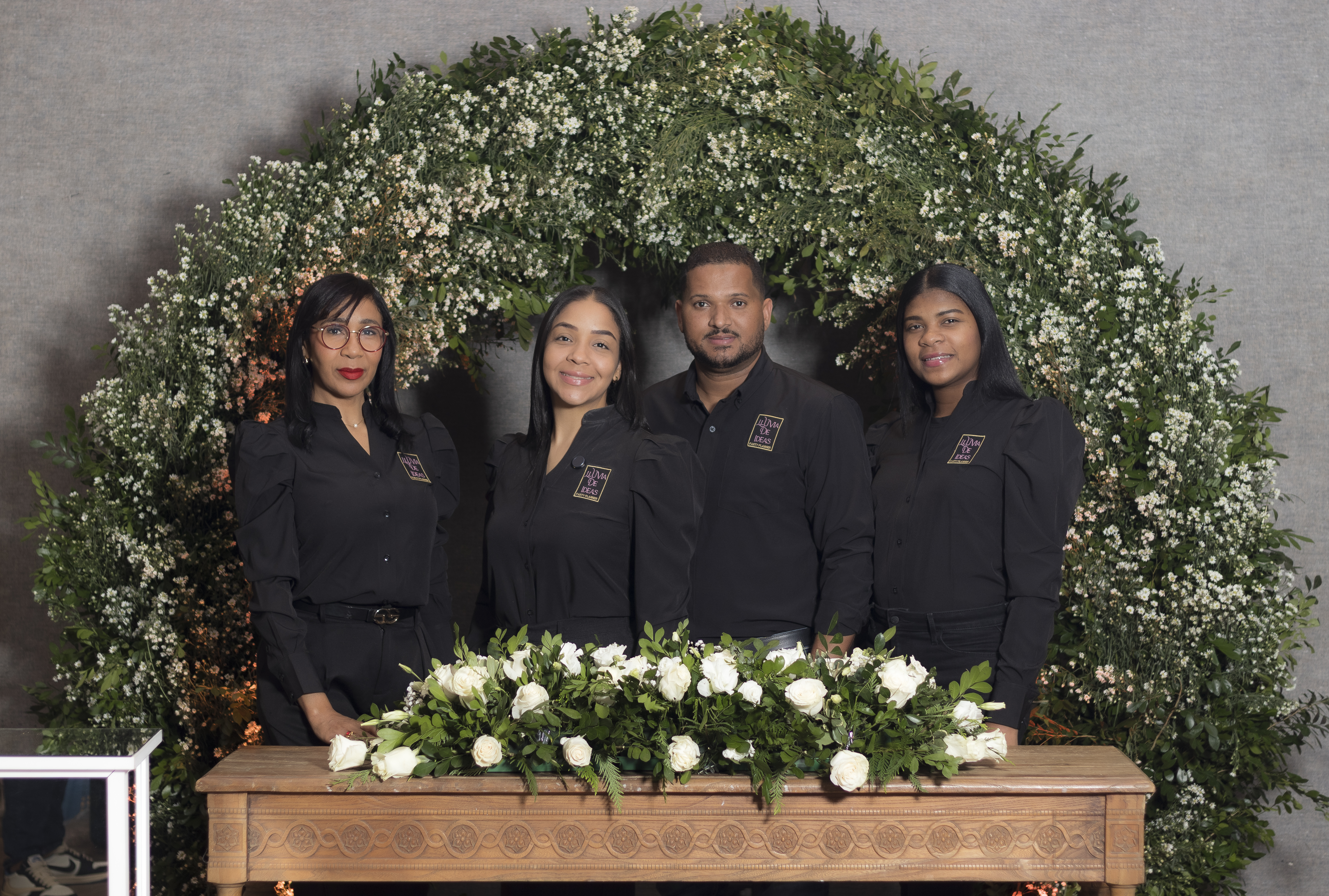 Lluvia de Ideas Party — Decoración y arreglos florales